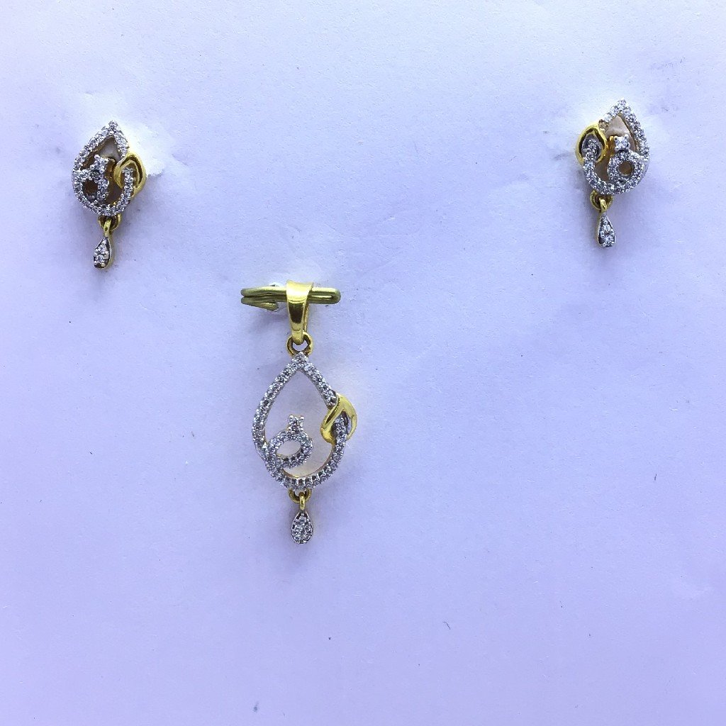 DESIGNING FANCY GOLD PENDANT SET