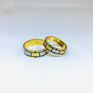 Fancy gold couple bands by 