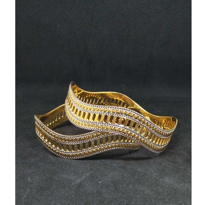 Elegant Leaf Pattern 22k Gold Bangles – Andaaz Jewelers