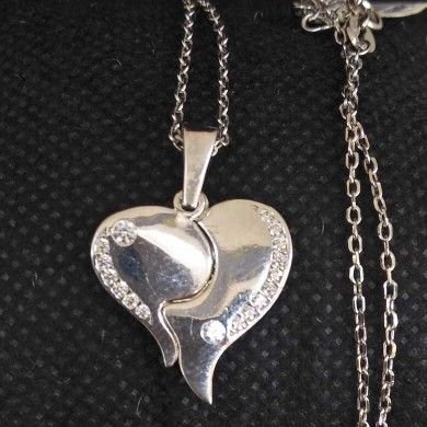 925 Sterling Silver Heart Designed Pendant Chain