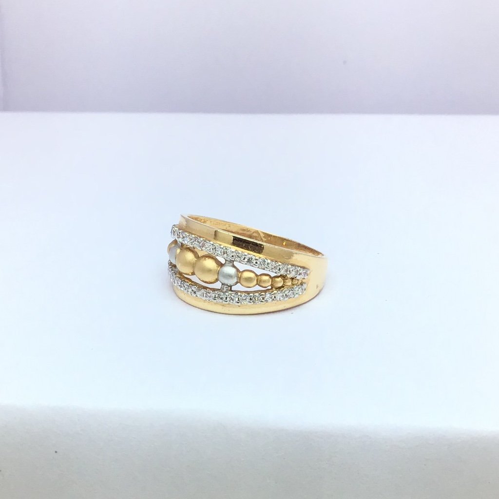 designing fancy rose gold ladies ring