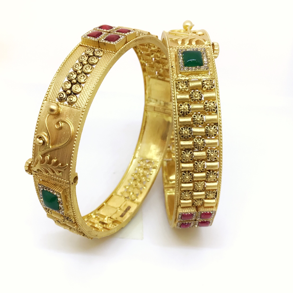 916 Gold antique Design Kada Bangles