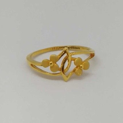 22 Kt Gold Ladies Branded Ring