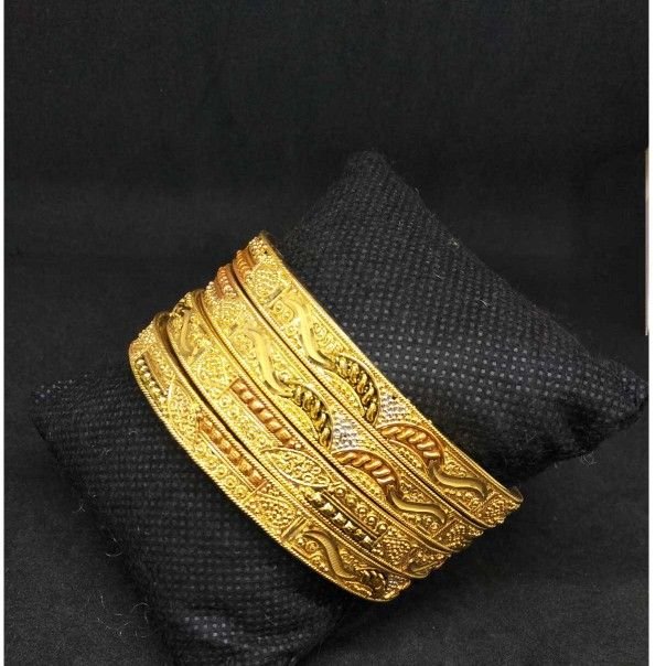 1 Gram Gold Forming Fancy Design High-Quality Kohli Bracelet For Men -  Style B876 at Rs 1800.00 | Bracelet | ID: 26156096412